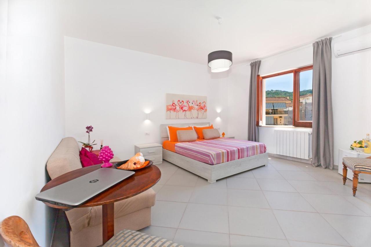 Estate4Home - Sofia Flora Piano di Sorrento Bagian luar foto
